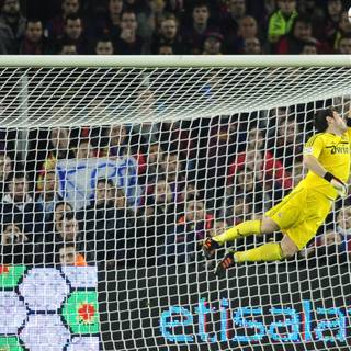 Iker Casillas HD desktop wallpaper