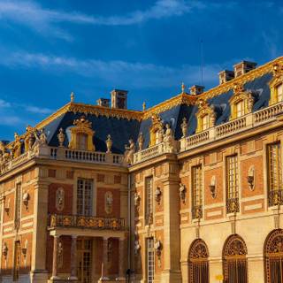 Paris palace wallpaper