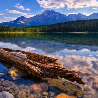 Desktop lake wallpaper