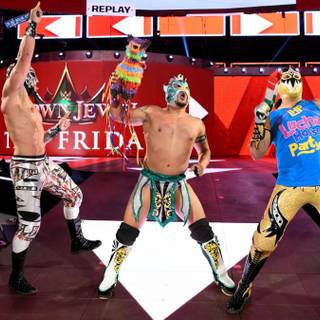 Lucha House Party wallpaper