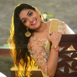 Prayaga Martin wallpaper