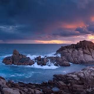 Oceanic rock wallpaper