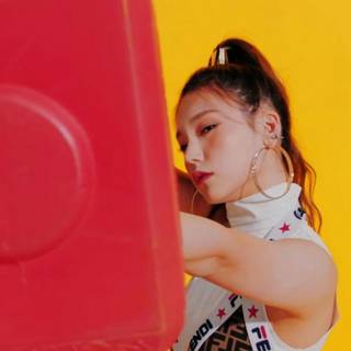 Itzy Yeji iPhone wallpaper