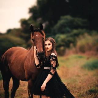 Horse women wallpaper