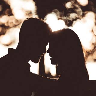 Man and woman wallpaper