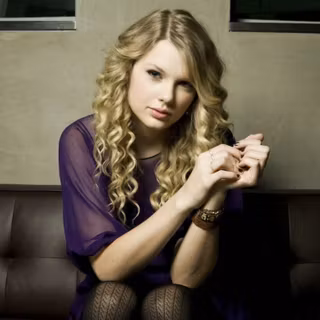 Taylor Swift Love Story wallpaper