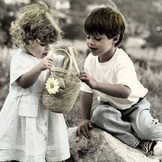 Child love wallpaper