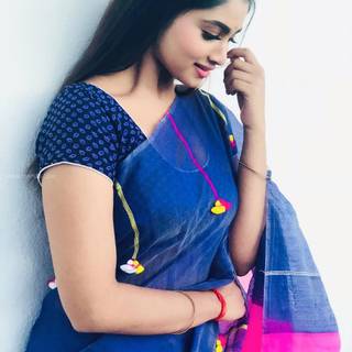 Shivani Narayanan wallpaper