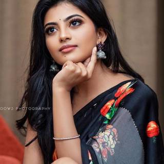 Kayal Anandhi wallpaper