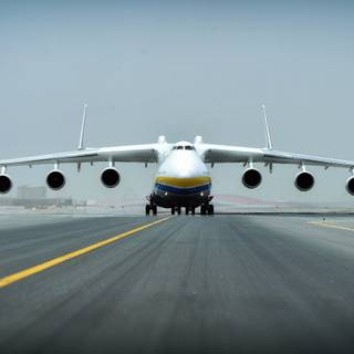 Antonov An-225 Mriya wallpaper