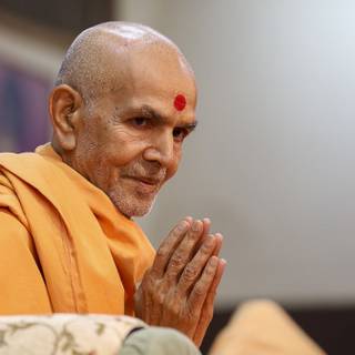 Mahant Swami Maharaj wallpaper