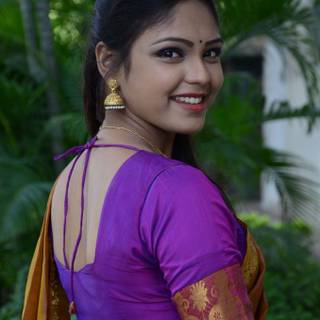 Half saree wallpaper