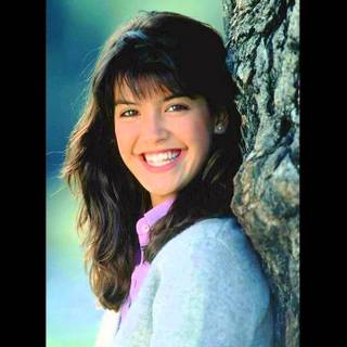 Phoebe Cates wallpaper