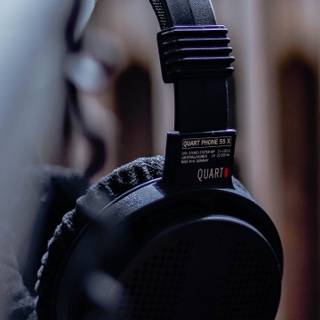 Black headphones wallpaper