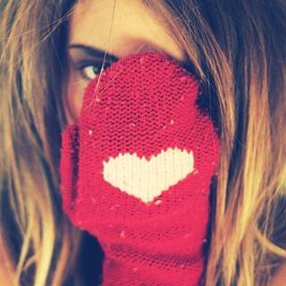 Hide faces pic wallpaper