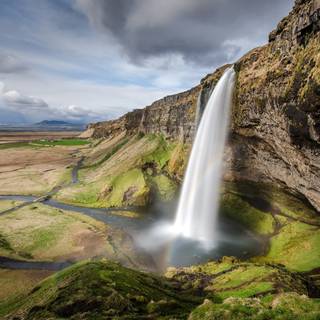 Seljalandsfoss Waterfall Iceland wallpaper