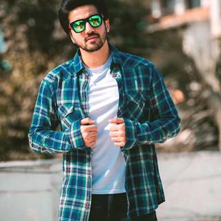 Mumbiker Nikhil wallpaper