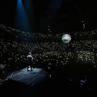 Shawn Mendes laptop wallpaper