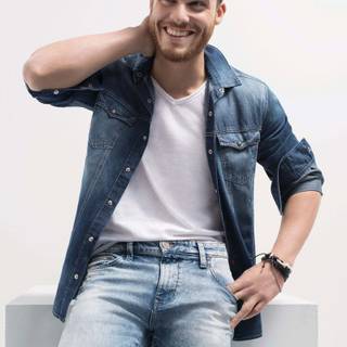 Kerem Bürsin wallpaper