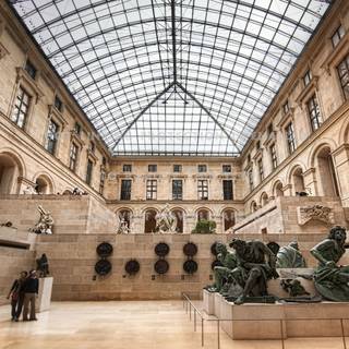 Louvre Museum wallpaper