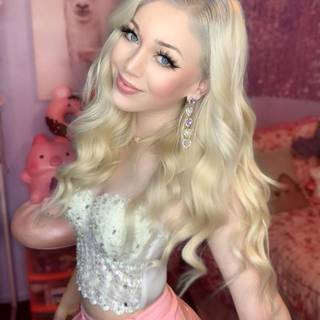 Lyssy Noel wallpaper