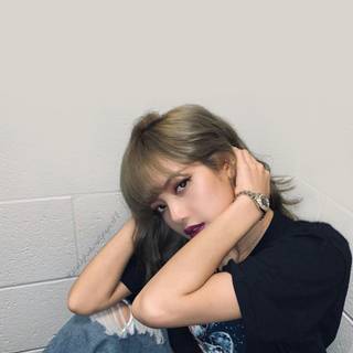 Blackpink sitting wallpaper