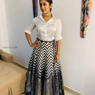 Navya Nair wallpaper