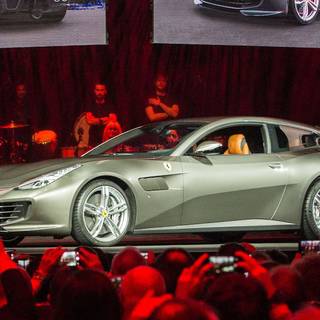 2020 Ferrari GTC4 Lusso wallpaper