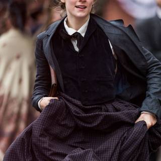 iPhone women wallpaper