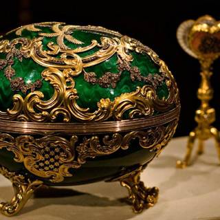 Dragon eggs wallpaper