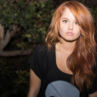 4k beautifull cute girl wallpaper