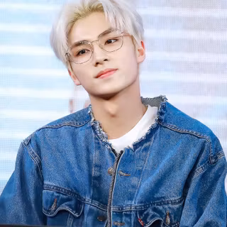 Xiaojun WayV wallpaper