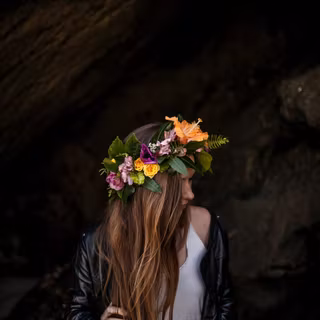 Flower crown wallpaper