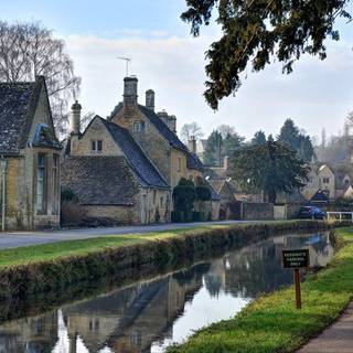 Cotswolds wallpaper