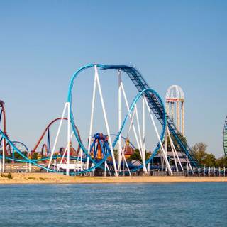 Amusement park date wallpaper