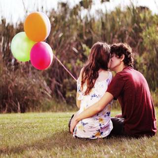 Boyfriend and girlfriend dating wallpaper