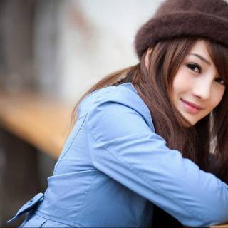 Cute girl pic wallpaper