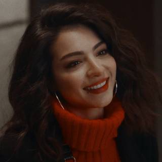 Melisa Aslı Pamuk wallpaper