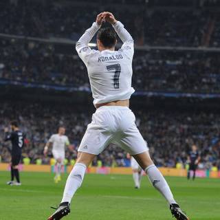 Ronaldo back wallpaper