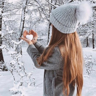 Winter outfit wallpaper