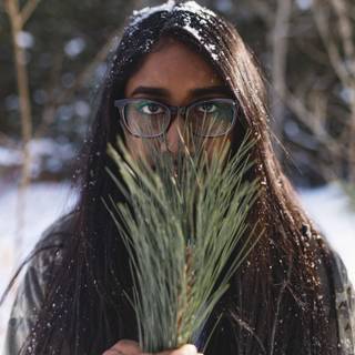 Winter women wallpaper