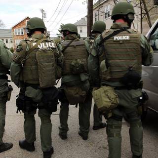 SWAT officers wallpaper