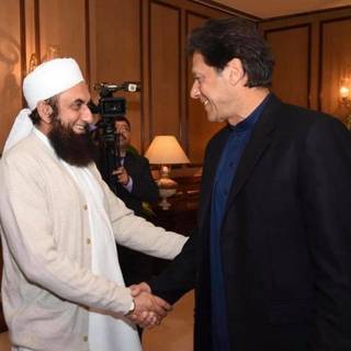 PM Imran Khan wallpaper