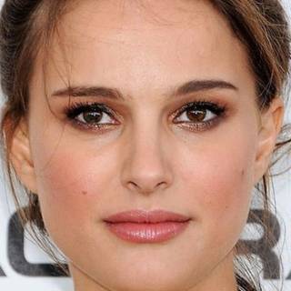 Natalie Portman Hollywood actress HD wallpaper