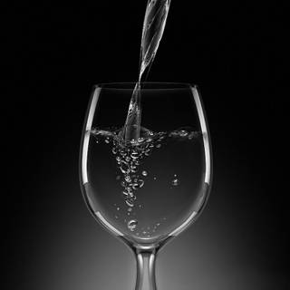 Water glass wallpaper