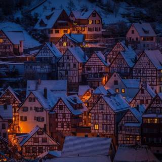 Night winter city wallpaper