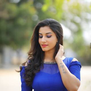 Vishnupriya wallpaper