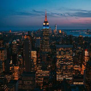 City building wallpaper