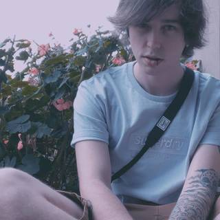 Caleb Finn 2020 wallpaper