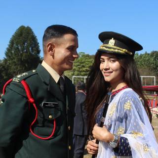Indian army couple wallpaper